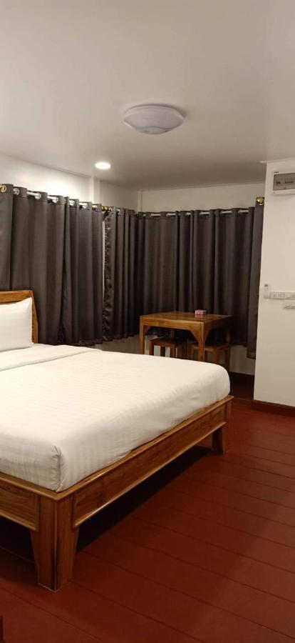 King Fa House Hotell Mae Sot Exteriör bild