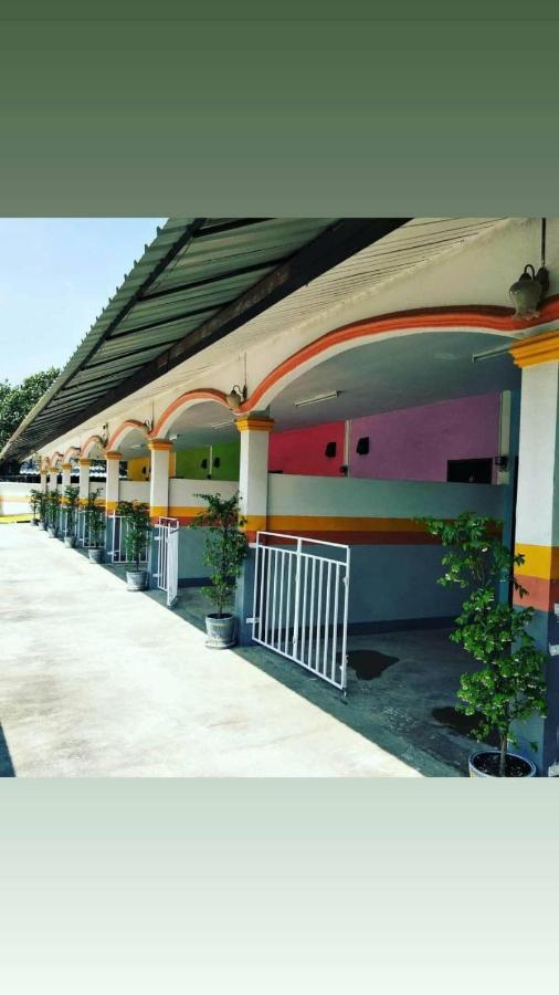 King Fa House Hotell Mae Sot Exteriör bild