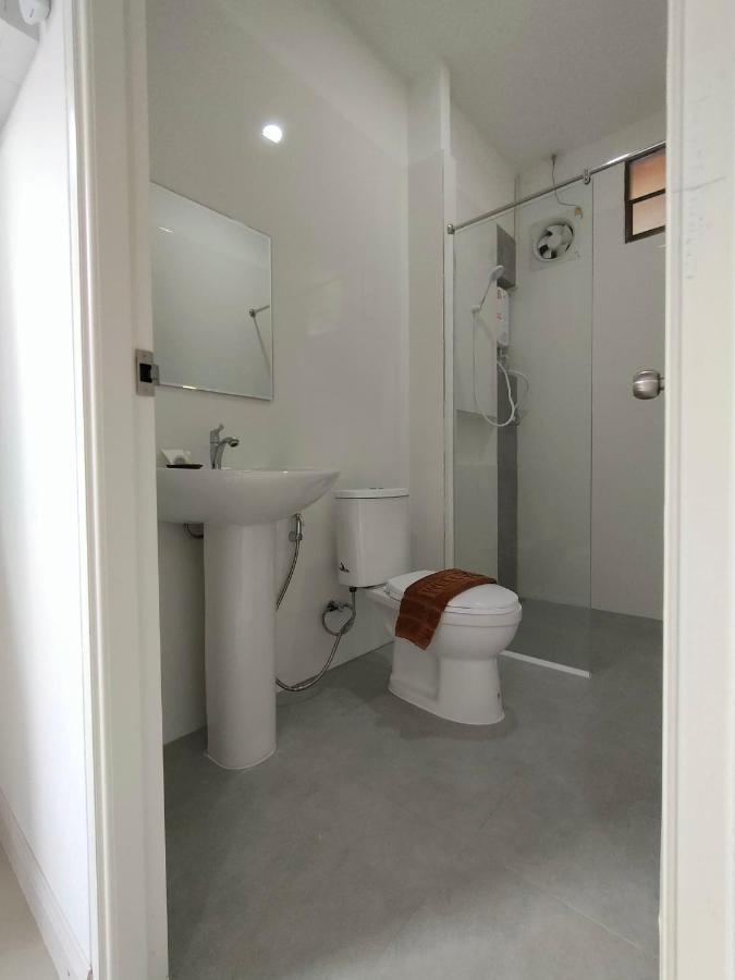 King Fa House Hotell Mae Sot Exteriör bild
