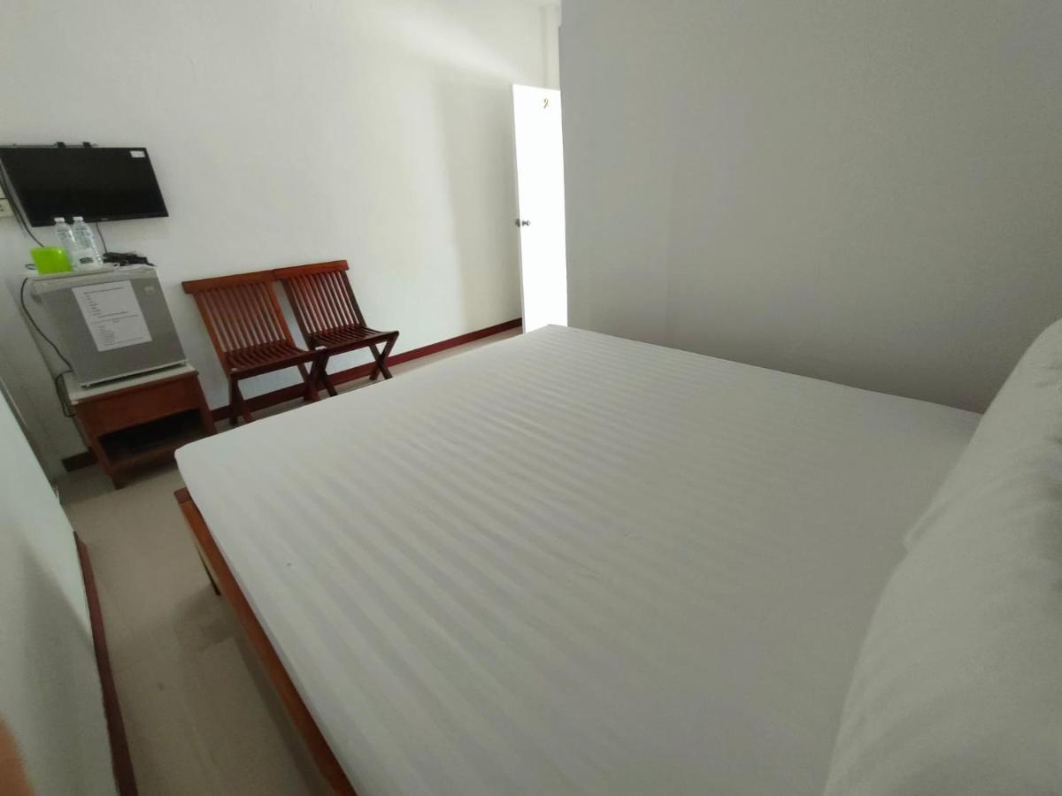 King Fa House Hotell Mae Sot Exteriör bild
